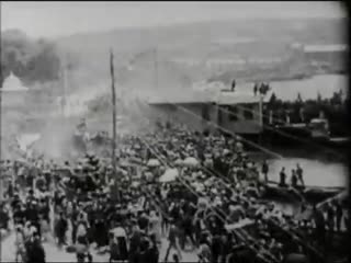 15 may 1919 greek army disembarking in smyrna (izmir)