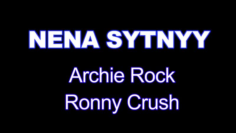 Русская елена потеряла голову от жесткой ебли с двумя дикарями у вудмана