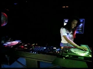 Katrin kittyx @ royal dj tv proj / fm cafe 28 04 2011