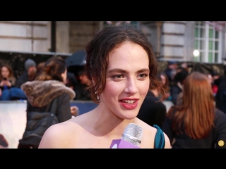 Jessica brown findlay interview at the guernsey literary and potato peel pie society premiere