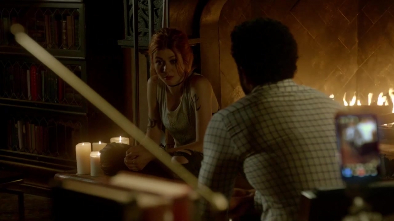 Shadowhunters 2x03 sneak peek #2 clary aldertree talk
