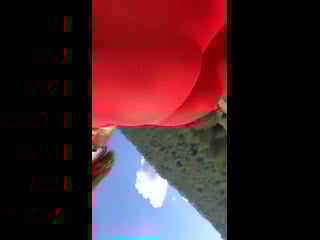 Красотки не пукают, а просто пердят!!!