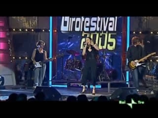 Melanie c beautiful intentions (live at girofestival 2005)