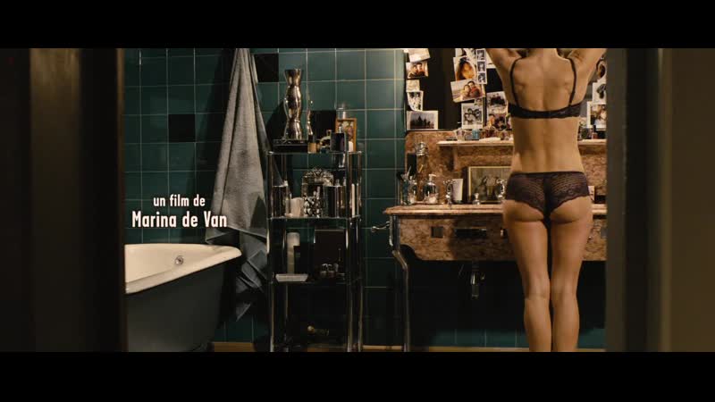Софи марсо (sophie marceau nude scenes in "ne te retourne pas" 2009)