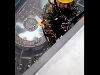 Снял детишкам видео