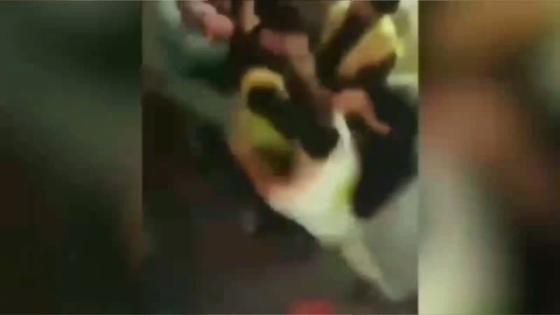 Около 100 неоевропейцев подрались в очереди за едой в берлине