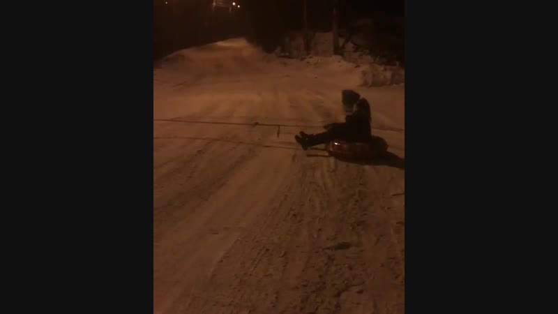 Если сми не врут то она после этого молодые(