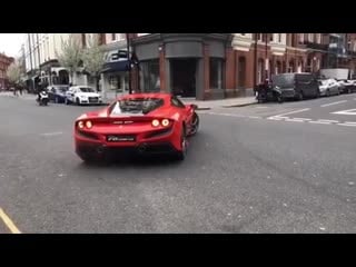 Ferrari f8 tributo