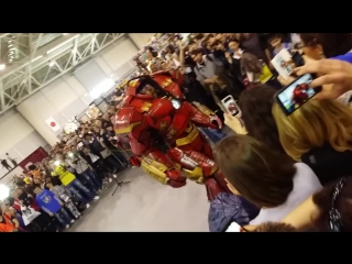 Avp present romics 2015 hulkbuster part 3