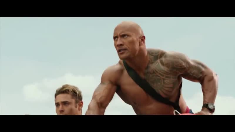 Спасатели помогают людям на горящем катере спасатели малибу