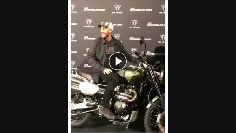 Triumph scrambler 1200 xe