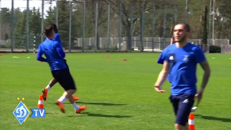 "динамо" готується до "шахтаря"