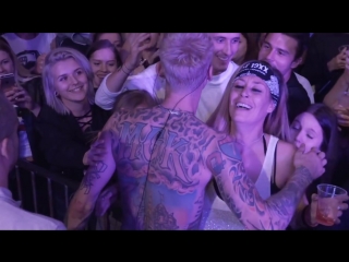 Machine gun kelly 27