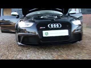 Audi rs4 4 2 v8 fsi quattro 5dr s tronic automatic in panther black crystal effe