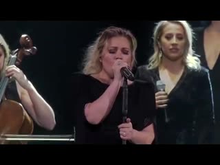 Kelly clarkson cardi b, post malone lauryn hill mash up [live in uniondale, ny]