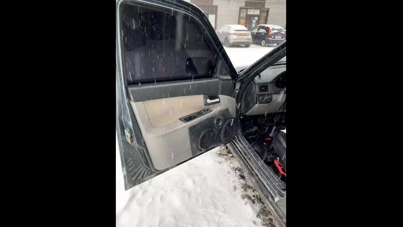 Вовчик делает вещи