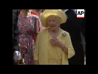Queen elizabeth the queen mother celebrates her 99th birthday
