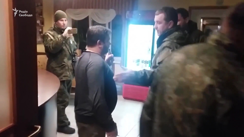 Через блокаду на донбасі стався конфлікт між парасюком і дзиндзею