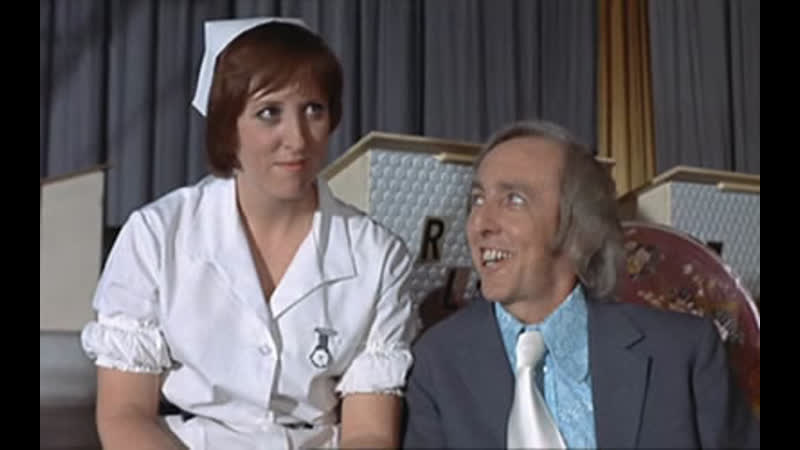 Holiday on the buses (1973)