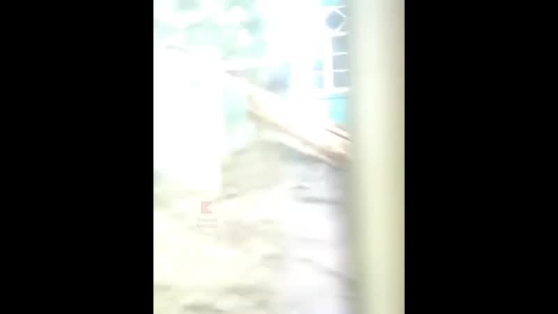 Ужасающие кадры из станицы передовой краснодарского края, где вчера из за ливней поднялся уровень воды в реках, а дворы смывало