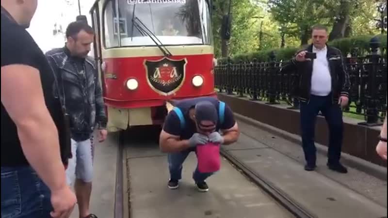 Флешмоб, патриотизм, грелка и булгаков