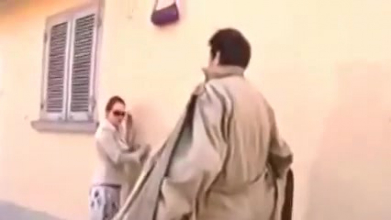 Ананиста использовали по назначению сумочка девушка крючки газон очки