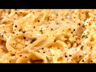 Spaghetti with the best and easiest cheese sauce