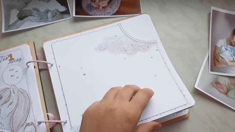 Девчачий фотобук в деревянной обложечке