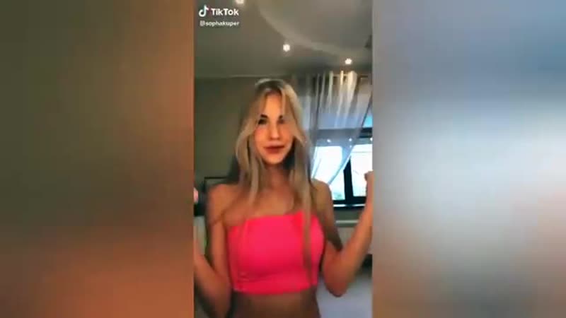 Sasha ice и sopha kuper в tik tok🔥 видео саши айс и софы купер в тик токе♥