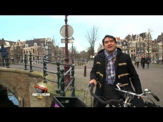 Zeca camargo passeia por amsterdã e relembra cenas de páginas da vida