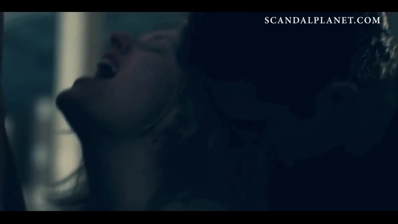 Элизабет мосс(elisabeth moss) занимается сексом ) в сериале рассказ служанки(сша,2017)