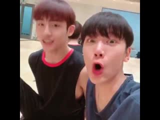 190227 ten & winwin @ winwin weibo update