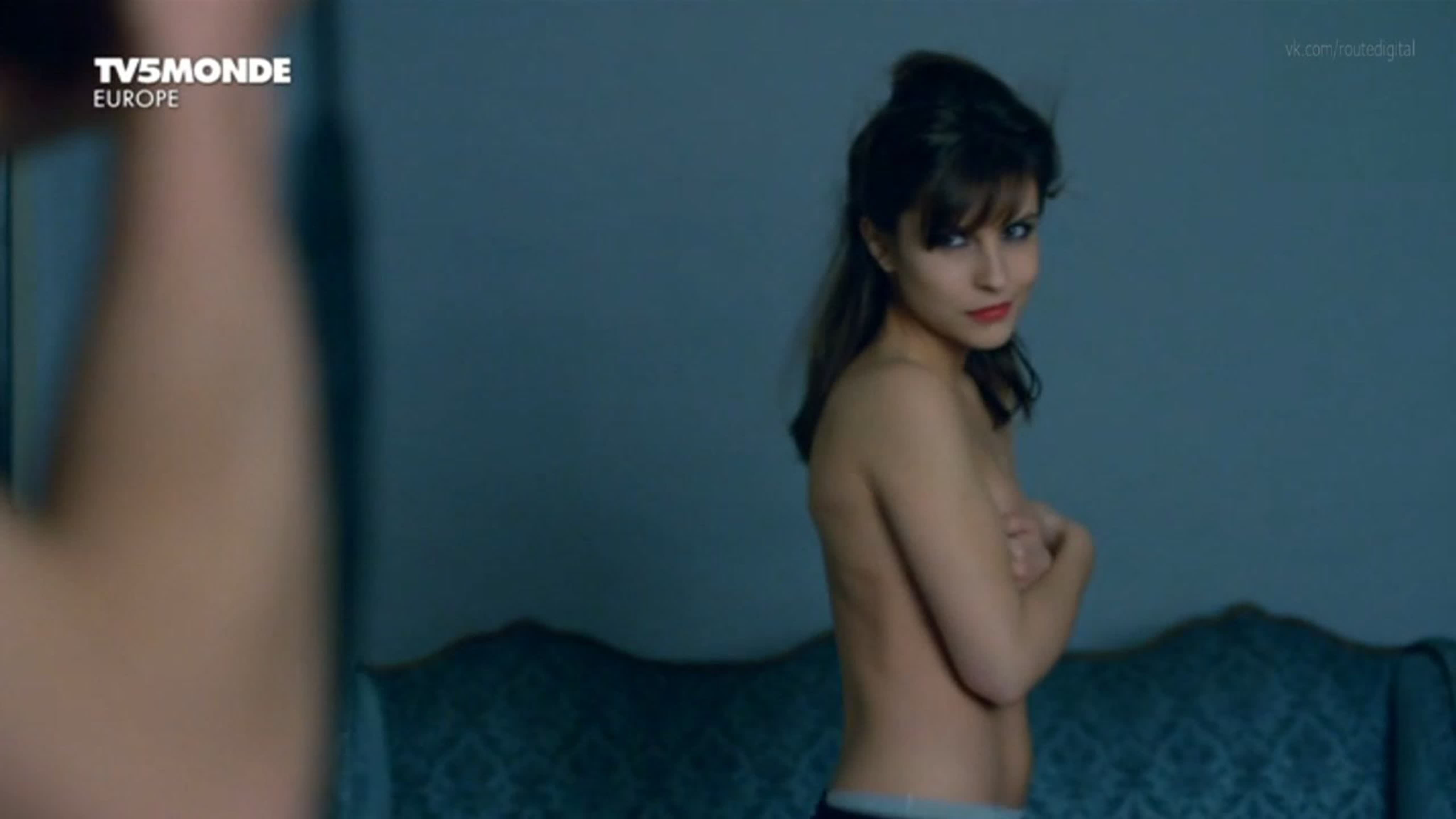 Flore bonaventura, marie coulonjou nude la source s01e02 03 (2013) hd 720p  watch online