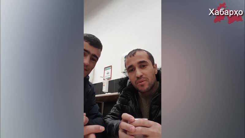 Таджики принимают участие в массовом флешмобе против запрета хиджаба