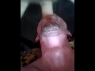 Fodendo a garganta do puto!