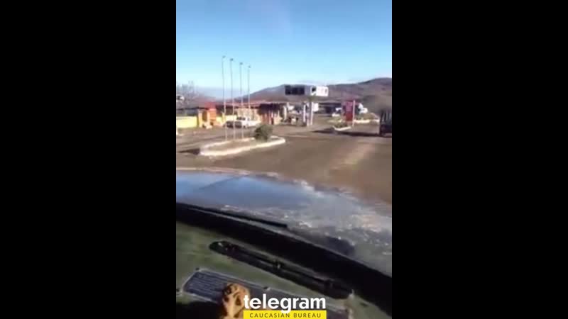 🇦🇿колонна военной техники заезжает в ханкенди и продвигается к своим позициям