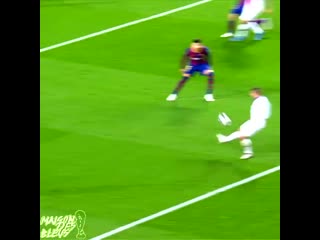 Kylian mbappe vs barcelona