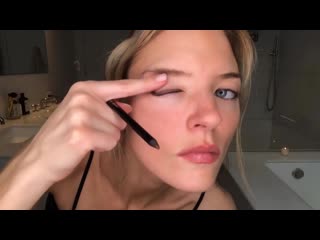 Beauty tutorial smudgy eye secret by martha hunt! ( 720 x 1280 ) mp4