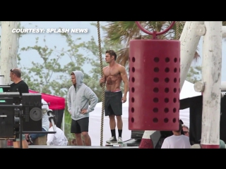 Shirtless again! zac efrons shirtless body is almost too hot to handle