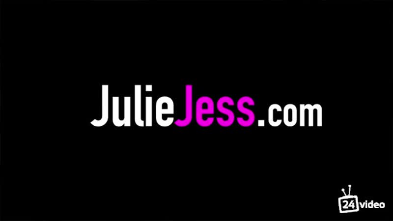 Molodaya bryunetochka gotova na seks kazhdyy den mp4