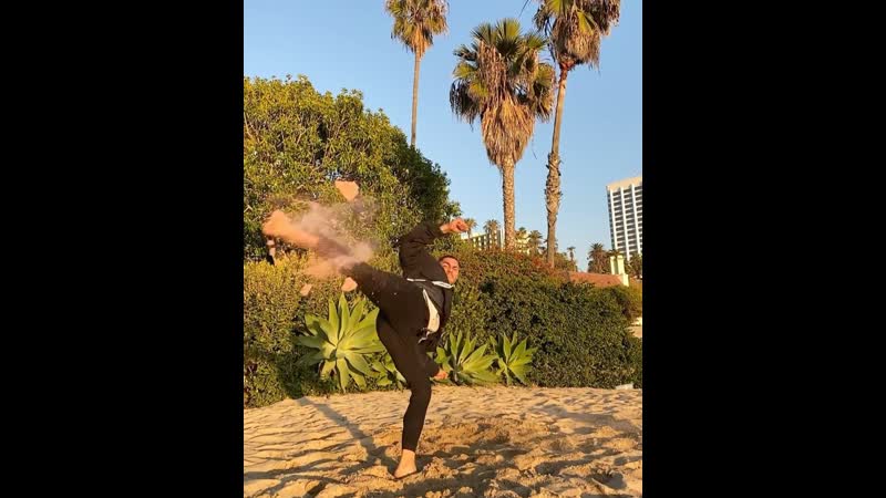 Меткое попадание с ноги 💥