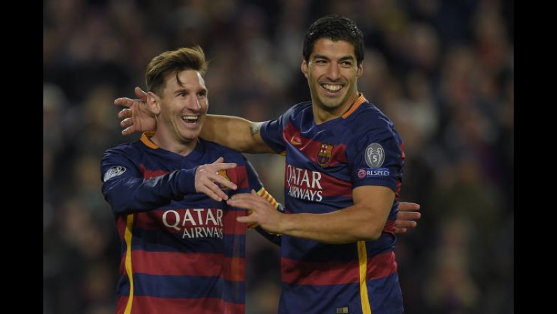 Lionel messi and luis suarez vs drone challenge for japanese tv