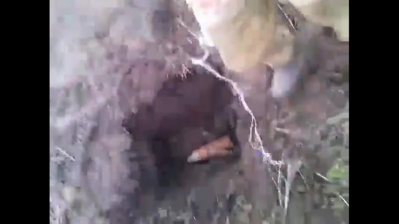 Ось так українські військові знешкоджують ворожі артилерійські снаряди