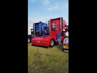 Scania 164l v8 480 skynny's pipes (c davison)