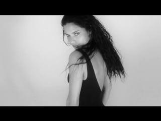 Adriana lima sexy love advent 2014