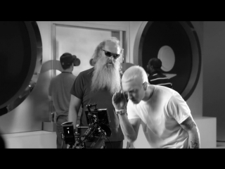 Eminem berzerk explained behind the scenes 1