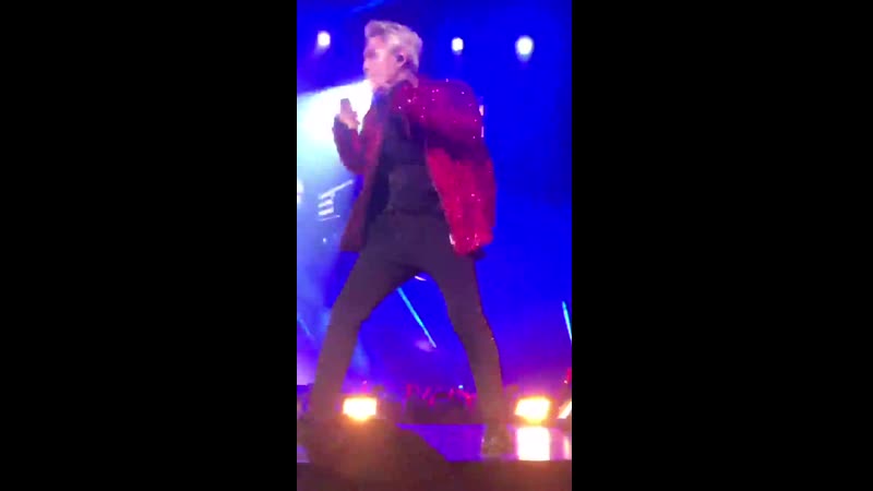 Donghyuk on fireeeeeee