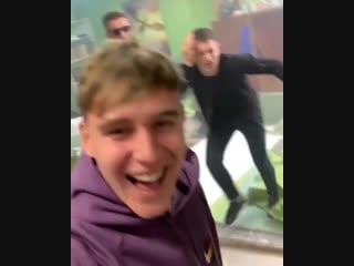 Михаил литвин эдвард бил и гуди разбили студию годный видос 🙏