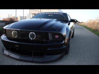 Xavis beautiful 2008 bagged ford mustang! edit #4