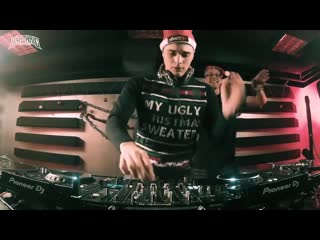 Unproven all i want for xmass is 200bpm